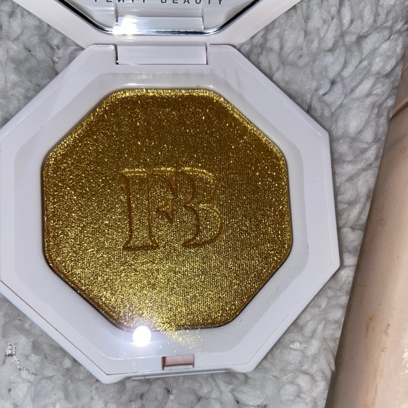 SOLD Fenty Beauty Bundle - Picture 2 of 4